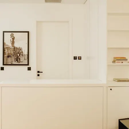 Luxury Flat Near Shopping & Swimming * سليمة