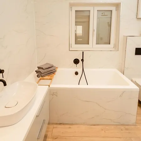 شقة Luxury Flat Near Shopping & Swimming سليمة