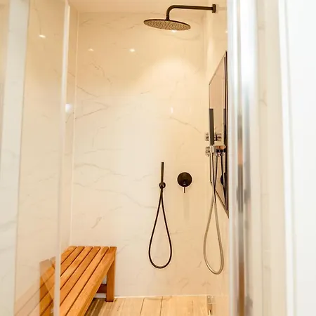 Luxury Flat Near Shopping & Swimming Sliema